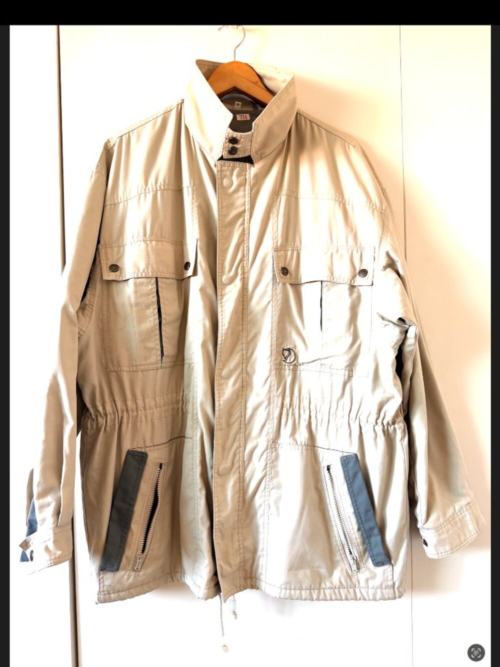 Vintage Men's Fjallraven Beige Jacket "medium"